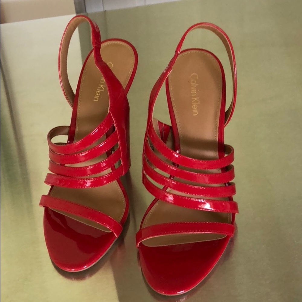 Shoes - Picture 2 of 4